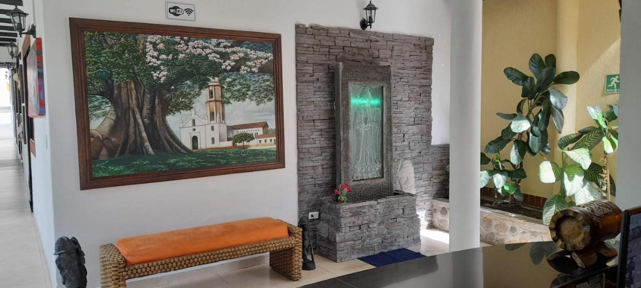 Hotel Boutique Ceiba Real Gigante Εξωτερικό φωτογραφία